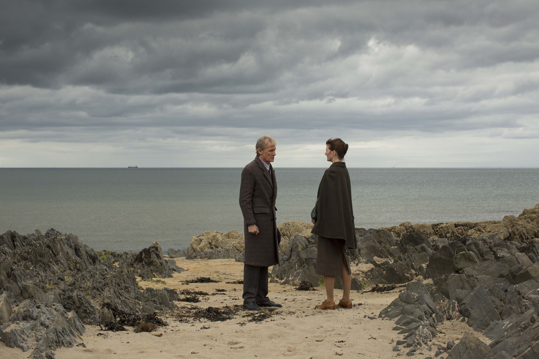 FILM-BOOKSHOP-REVIEW